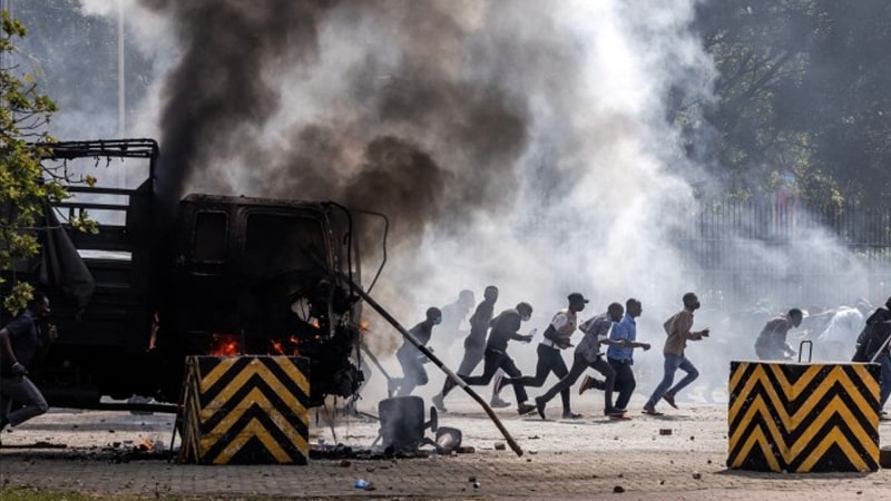 political-unrest-affect-construction-projects-sitespar
